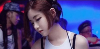 ​“韩国最美DJ”的她还记得吗？黄素熙，她现如今怎么样了？