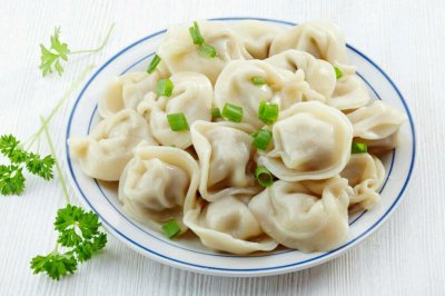 ​教你家常美味的豆腐肉末水饺，营养解馋，咬一口满嘴留香，很过瘾