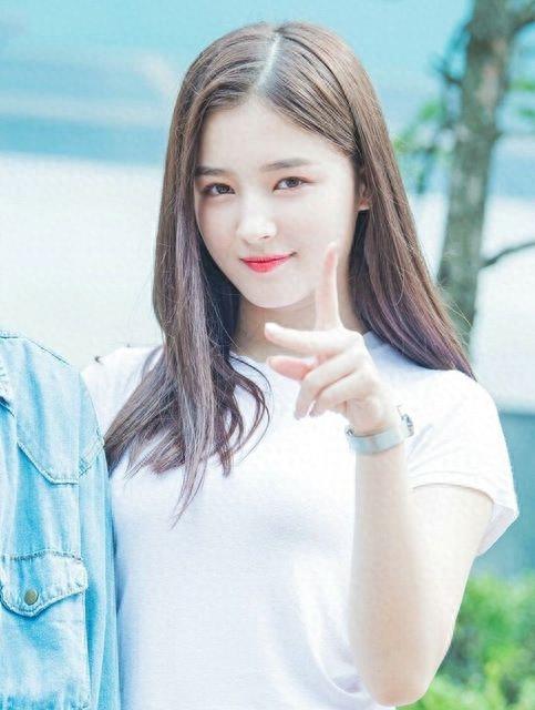 TWICE9人谁的颜值最高？这份榜单告诉你，周子瑜高居榜首