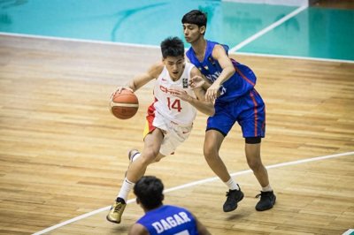 ​新丁彦雨航横空出世！男篮17岁2米新星首秀轰28+3，郭士强添利器