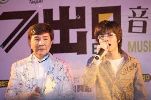 他8岁拍《妈妈再爱我一次》哭倒了上亿中国人，如今默默无闻