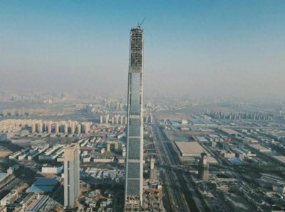 ​597米的空壳：天津117大厦为何从世界纪录到烂尾？