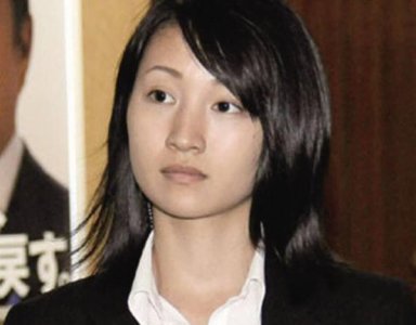 ​日本首相贴身女保镖石田萌美，精通剑道及各种杀人技能