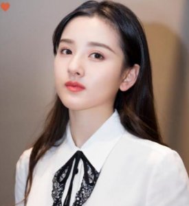 ​宋祖儿体重不过80斤？看到她每天吃的“晚餐”，00后：活该我胖