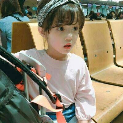 外国大眼超萌小孩头像 高清外国可爱萌娃头像
