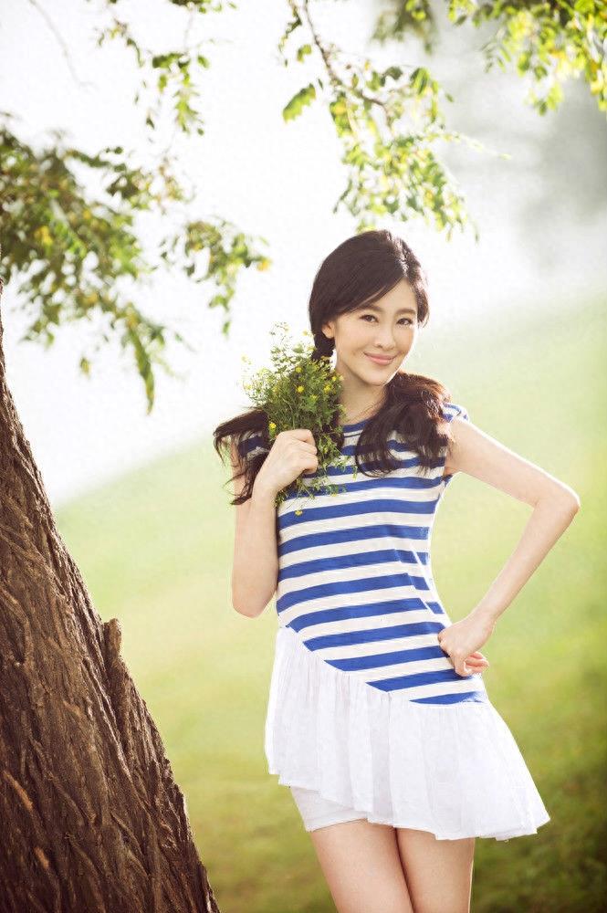 林伊婷气质俏皮甜美，每部剧都用心演绎