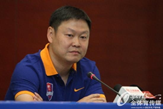 中国足坛名宿姚夏加盟重庆力帆 担任俱乐部总经理等多项要职