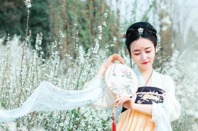 ​小说：穿进三生三世成素锦，她撮合夜华和白浅，自己嫁给良人上神