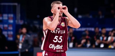 ​扎加斯：从被无视到NBA球队疯抢，他的传奇崛起！