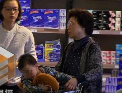 ​43岁董卿爱子曝光？ 历任6位男友全曝光 全部都是高富帅