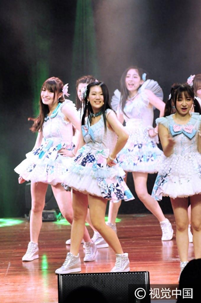 女团Idol School青春无敌 劲歌热舞获众宅男粉热拥