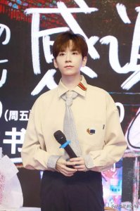 ​90后人气作家张皓宸携新书《最初之前》来株了！这样的他你了解多少?