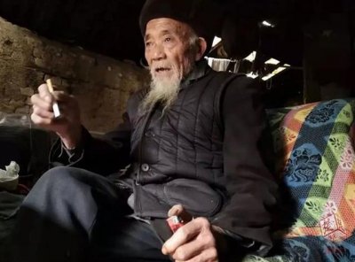 ​「视频」以杀猪为生，利川八旬“抖音爷爷”要把土家山歌唱成网红歌