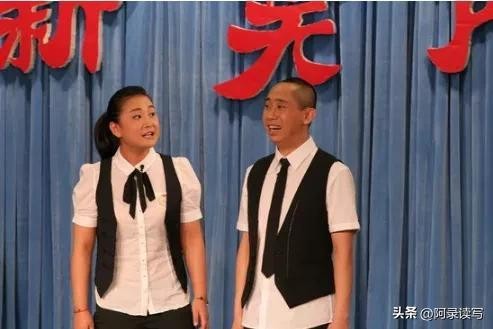 贾玲个人资料简介：中国喜剧女神，明明可以靠脸蛋吃饭，却甘愿扮丑扮男人