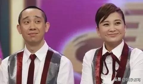 贾玲个人资料简介：中国喜剧女神，明明可以靠脸蛋吃饭，却甘愿扮丑扮男人