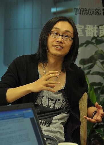 徐子崴的老婆资料,他和徐子淳是什么关系？本文共（1104字）