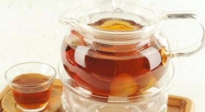 ​搞桂圆泡水搁几颗，每100毫升水搁2颗桂圆（搁多了喝轻易腻）