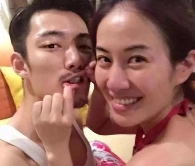 李依晓被叶璇的狗咬（李依晓被狗咬伤提告讨公道）(19)