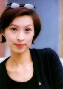 ​郭蔼明个人资料写真作品