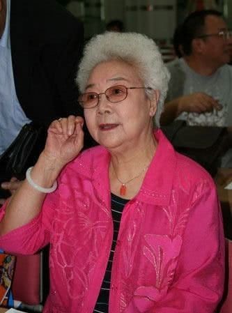 田华个人资料写真作品