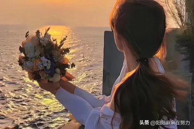 ​女人有品位的个性签名(有修养内涵的女人个性签名)