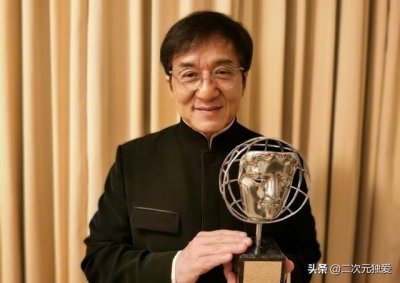 ​香港娱乐界谁地位最高(洪金宝成龙谁的地位高)
