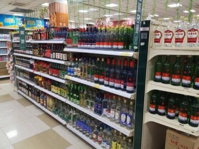​一担梁酒价格(铁红梁酒价格)