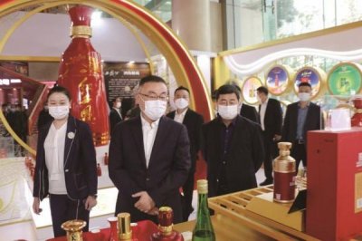​西凤55度经典凤香型(西凤55度怎么样)