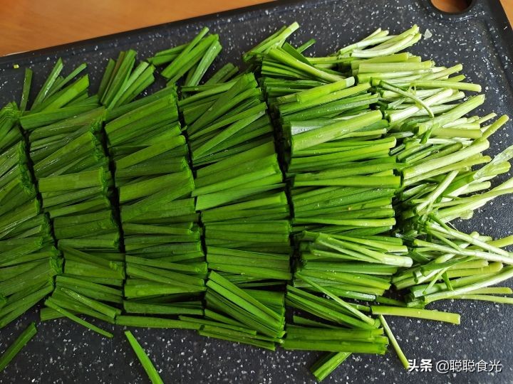 春饼的配菜有哪些（4道搭配春饼的家常小炒）