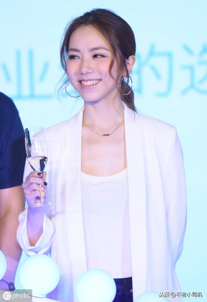 女歌手邓紫棋个人资料