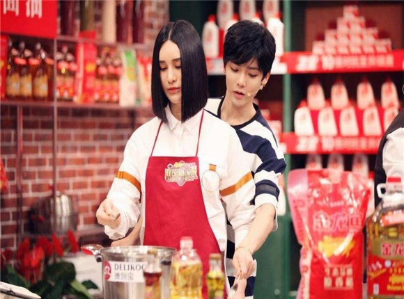 侯明昊什么学历 侯明昊和鹿晗的相似度