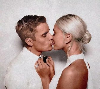 ​比伯海莉大婚：最好的爱情是你让我变成更好的人