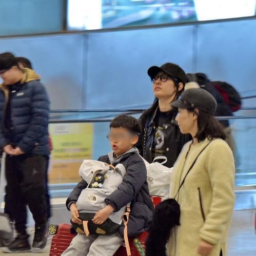 白百合的儿子 他以后的路会怎么样呢
