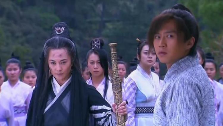 倚天屠龙记里的九阴真经「这版倚天屠龙记拍出了九阳真经的来龙去脉很接近金庸的原著」