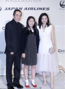 ​张艺谋有几个老婆