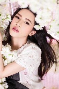 ​整容前后潘霜霜