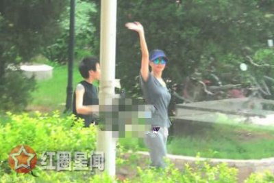 ​窦靖童出柜王菲哭了是真的吗婚姻失败的王菲是个好妈妈