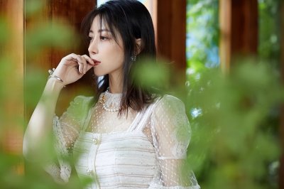 ​戴向宇个人资料（2016年，40岁的陈紫函和戴向宇结婚了，两人年龄相差近9岁）