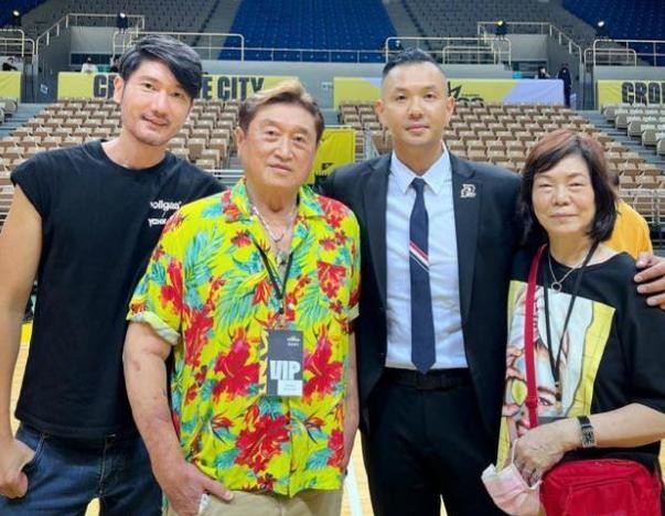 高以翔结婚了没(高以翔去世2年后高妈瘦脱相)
