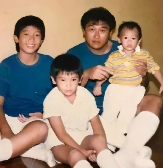 高以翔结婚了没(高以翔去世2年后高妈瘦脱相)