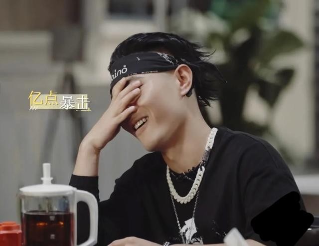 易立竞个人资料介绍（易立竞遇到赵文卓秒怂）