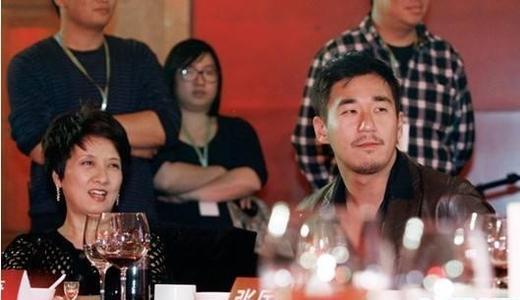 张国立邓婕个人简介（二婚嫁给张国立）(11)