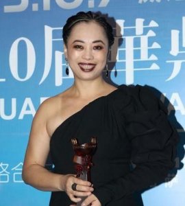 ​明星卸了妆都很丑(明星卸妆后很丑)
