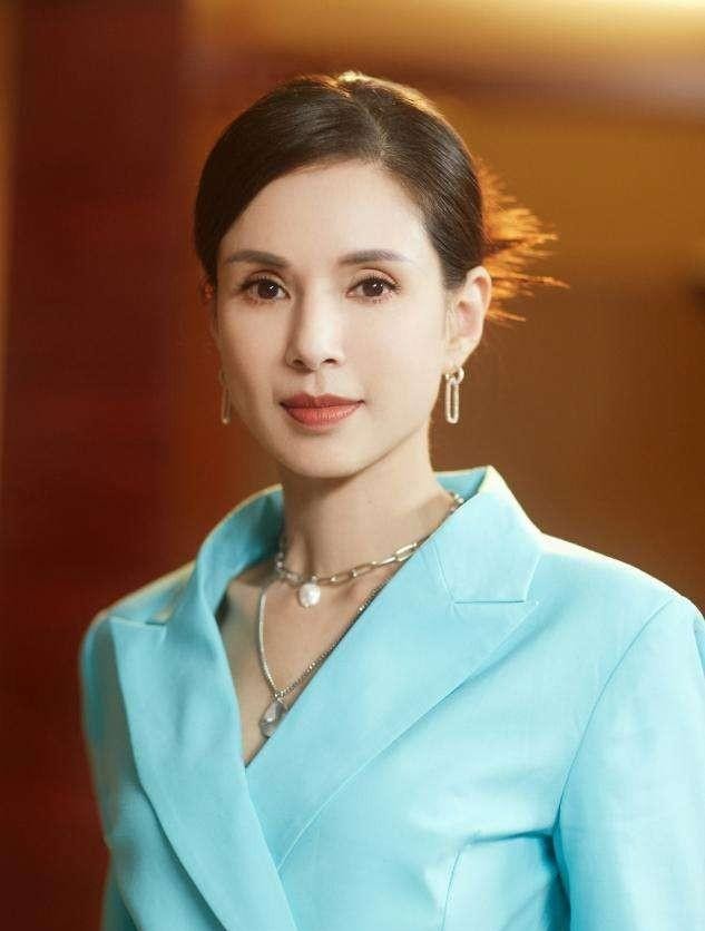 李若彤个人简介（55岁李若彤一生的3段爱情）