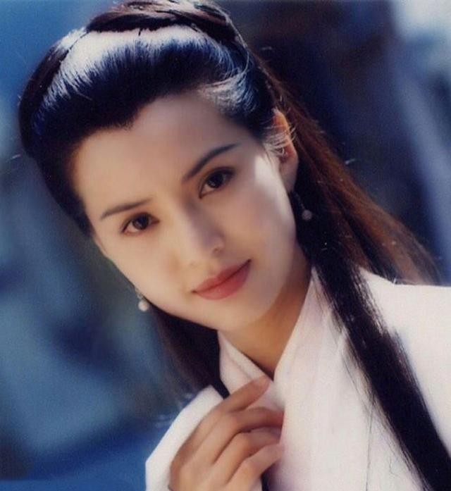 李若彤个人简介（55岁李若彤一生的3段爱情）