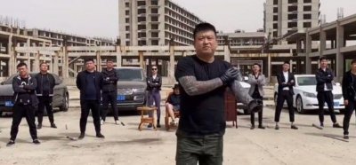 ​天津李四自称被人暗中打压  真的有人在打压他吗