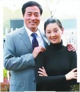​冯小刚的妻子徐帆简介及两人相识过程