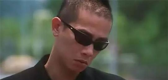 陈小春个人简历(陈小春母亲简历) 陈小春 个人 第4张