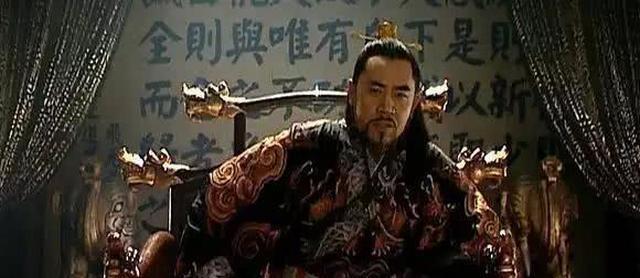 《大明王朝1566》，为什么最后嘉靖抛弃了吕芳，而选择陈洪？