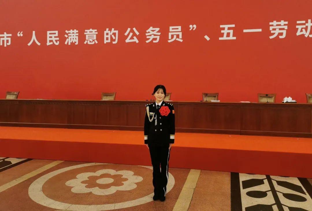“十佳青年”王灿个人资料简介：愿灿若星辰，照亮黑夜里迷途的人